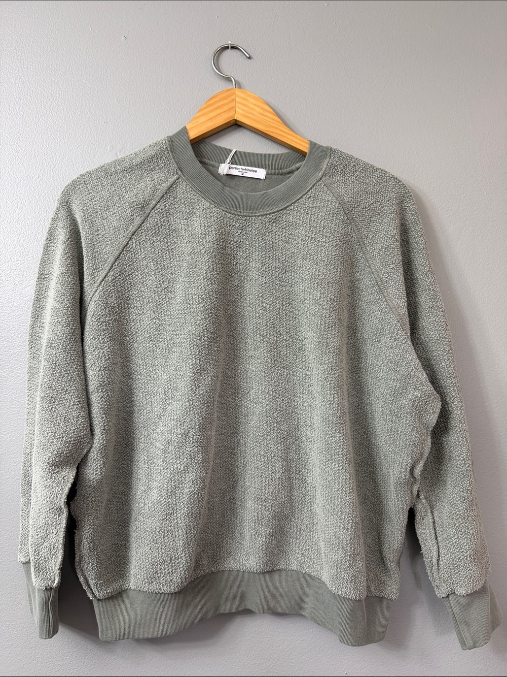 perfectwhitetee Ziggy Sweatshirt in an olive or fern green shade, medium NWT